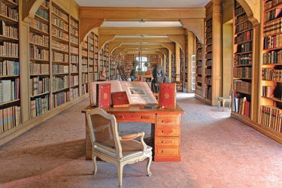 La biblioth_que des Ducs de Luynes, au ch_teau de Dampierre. Cr_dits photo WestImage – Art Digital Studio Sotheby’s