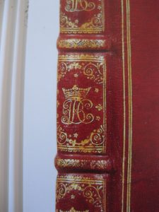 La Reliure: la couleuvre de Colbert, les armes « animalières » parlantes des bibliophiles III