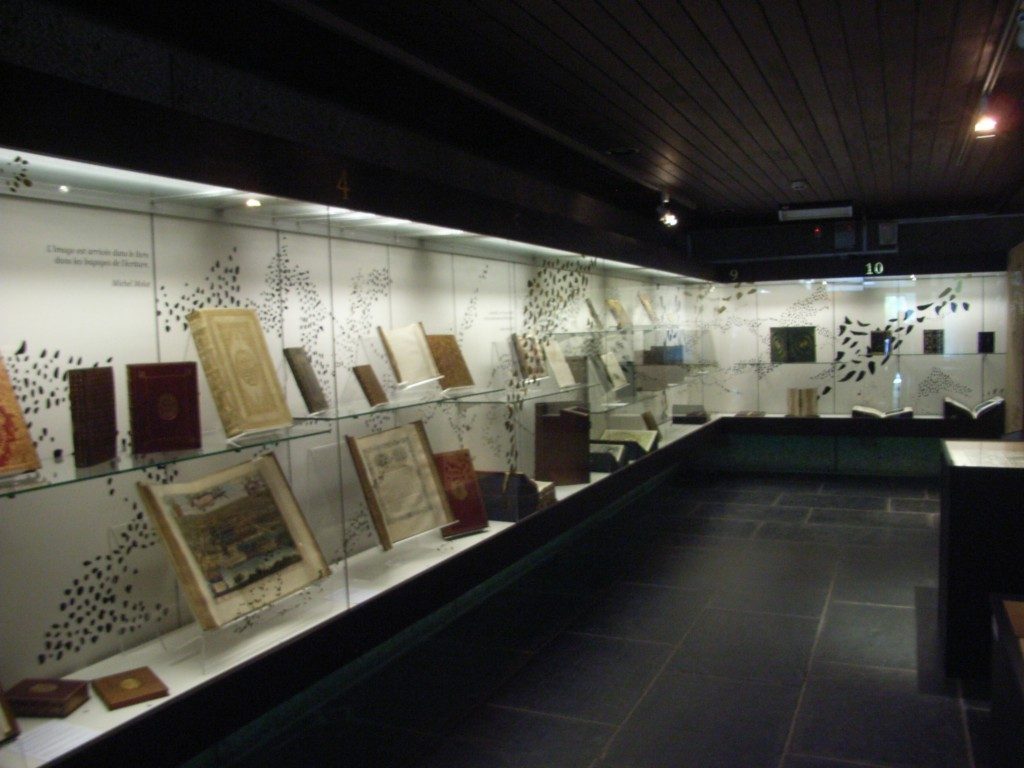 Les Trésors de la bibliothèque du musée Royal de Mariemont, et la visite d'un bibliophile d'exception