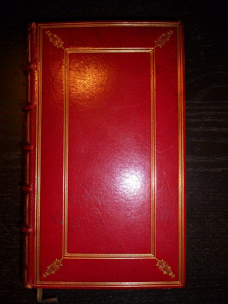 Manon Lescaut, l'édition de 1733, en maroquin rouge de Lortic