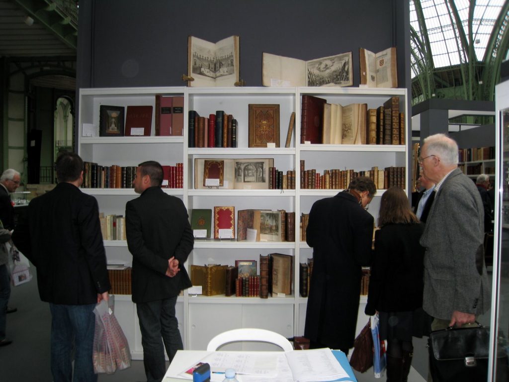 Le Salon du Livre Ancien du Grand Palais, vision III: Bernard, une approche scientifico-photographique