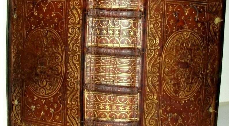 Ebayana, livres anciens en vente sur ebay: belles reliures, EO, livres à planches, éditions du 16ème au 20ème siècle