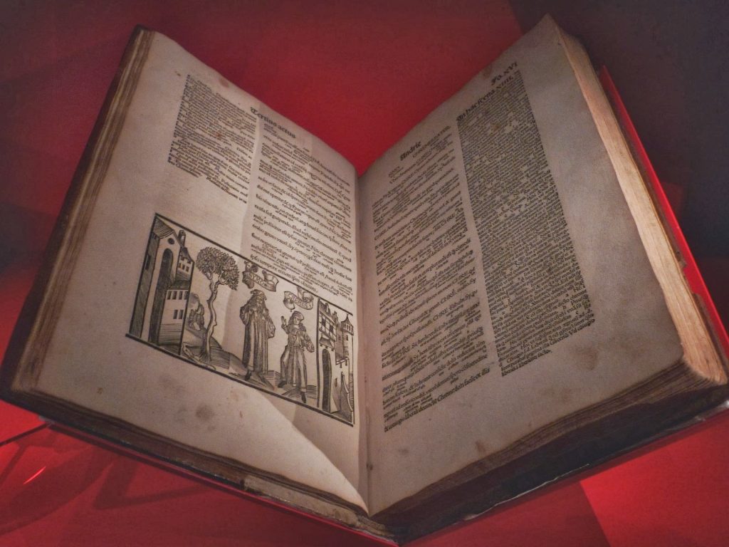 Promenade de bibliophile: Strasbourg, ville de livres, Gutenberg, ses librairies et ses musées